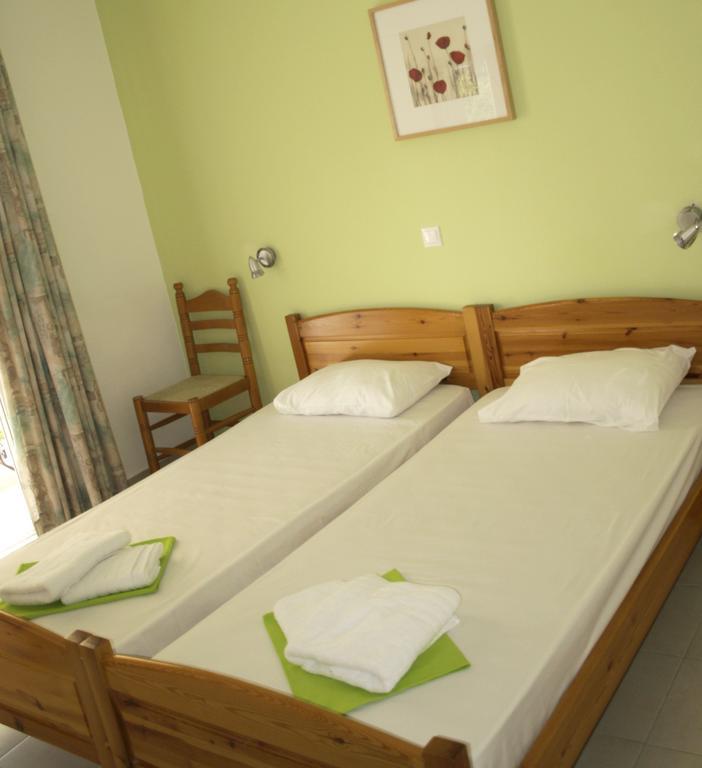 Nikolaki Rooms Pórto Ráfti Exteriér fotografie